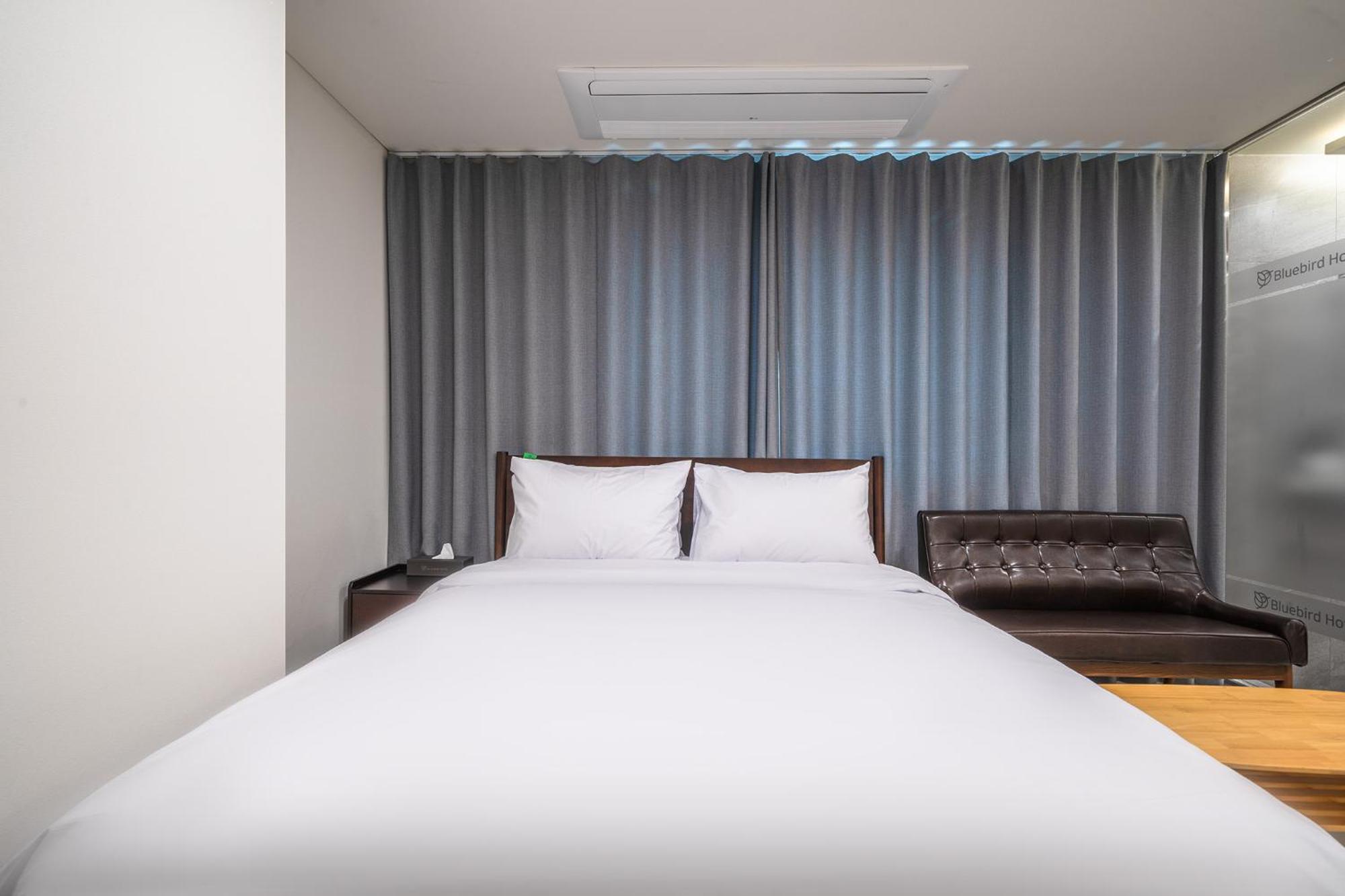 Bluebird Hotel Incshon Kültér fotó
