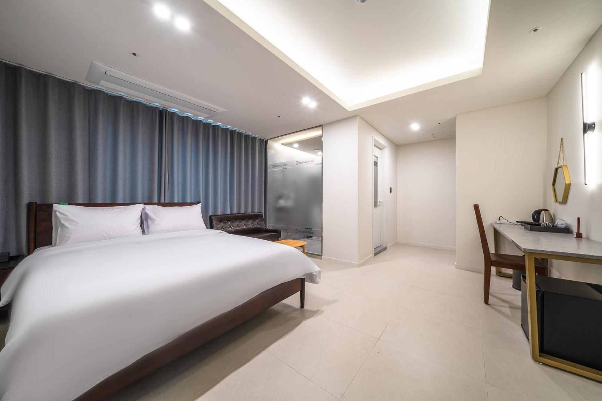 Bluebird Hotel Incshon Kültér fotó