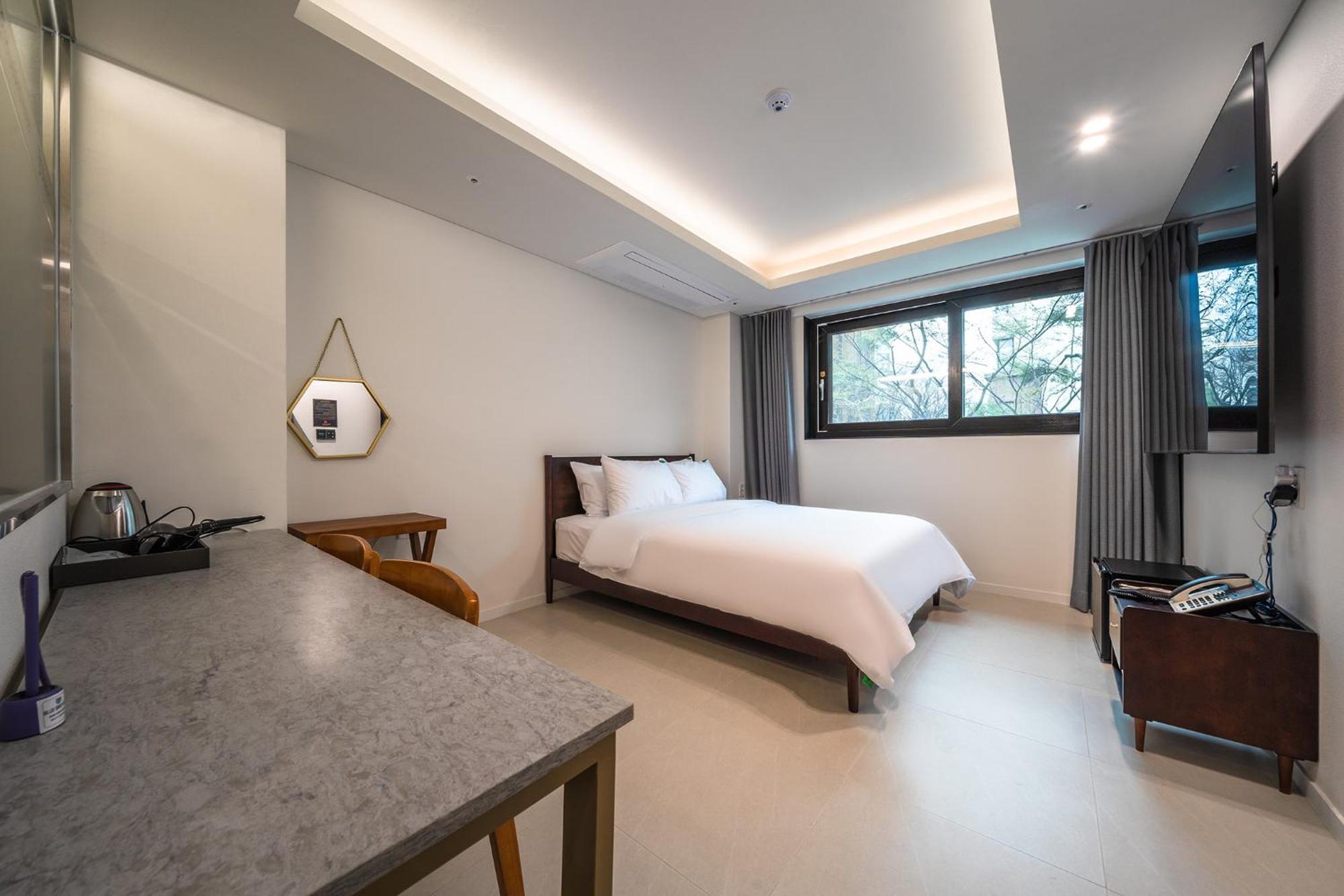 Bluebird Hotel Incshon Kültér fotó